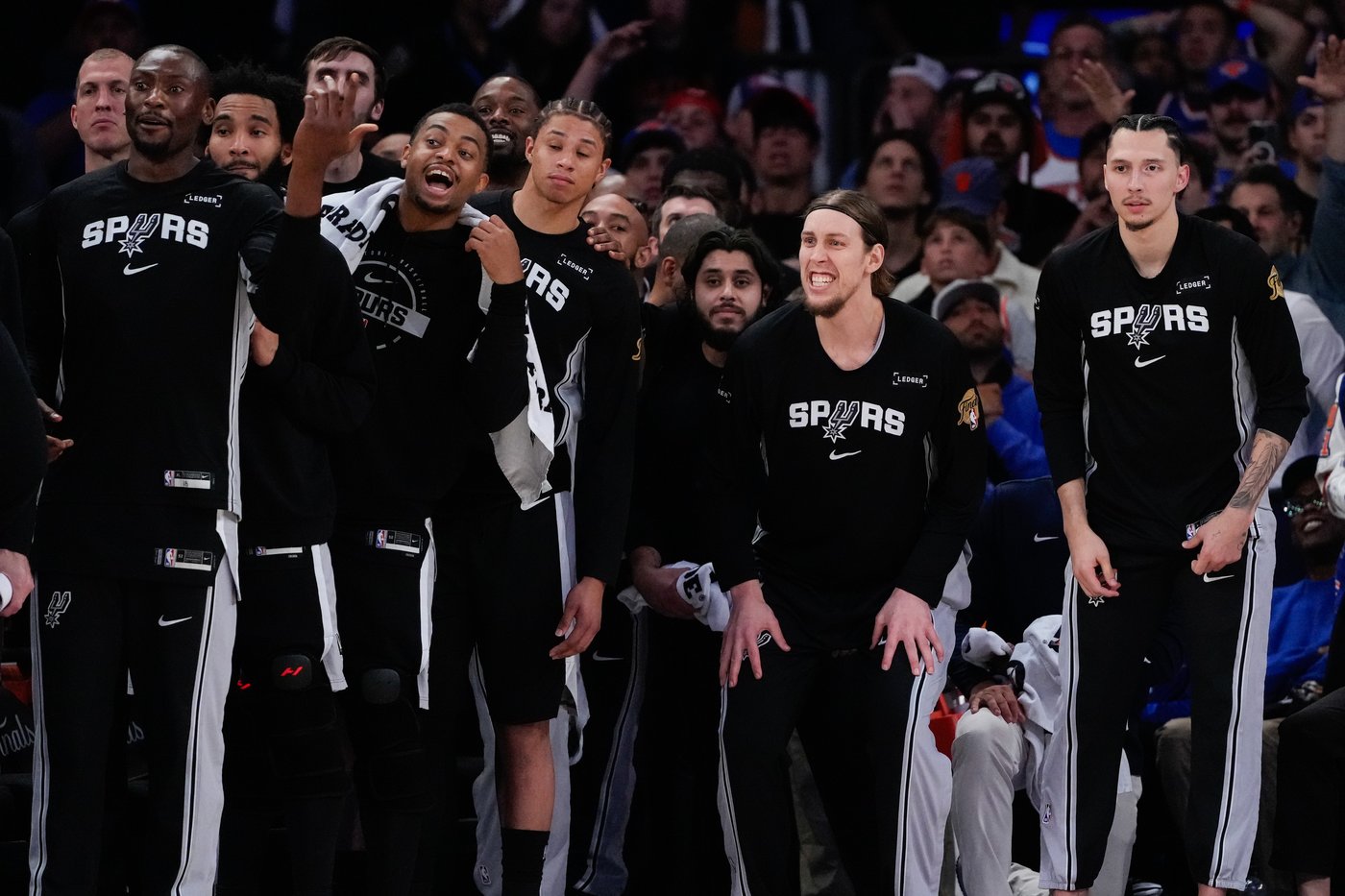 Victor Wembanyama and the Spurs are undaunted on the road at the Knicks ...