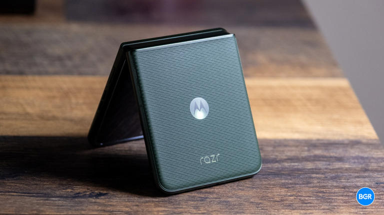 Motorola Razr+ (2026) review: A slightly awkward middle child