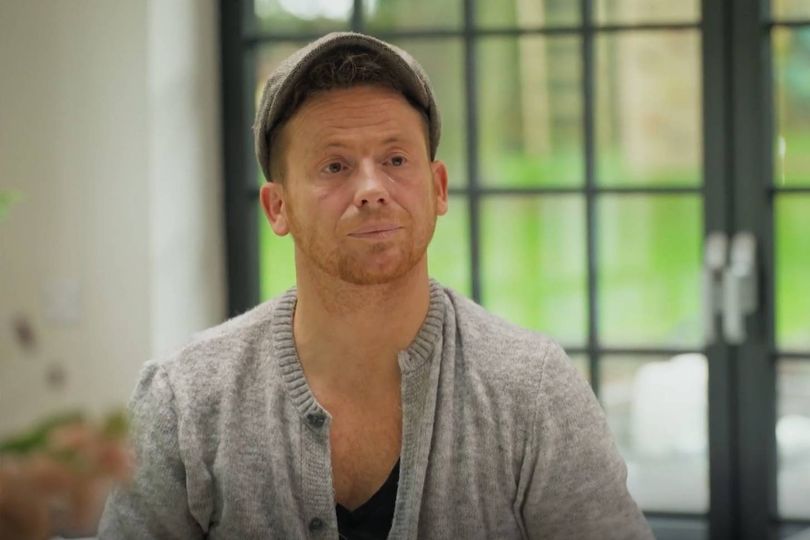 Joe Swash wipes away tears after 'touching' family discovery