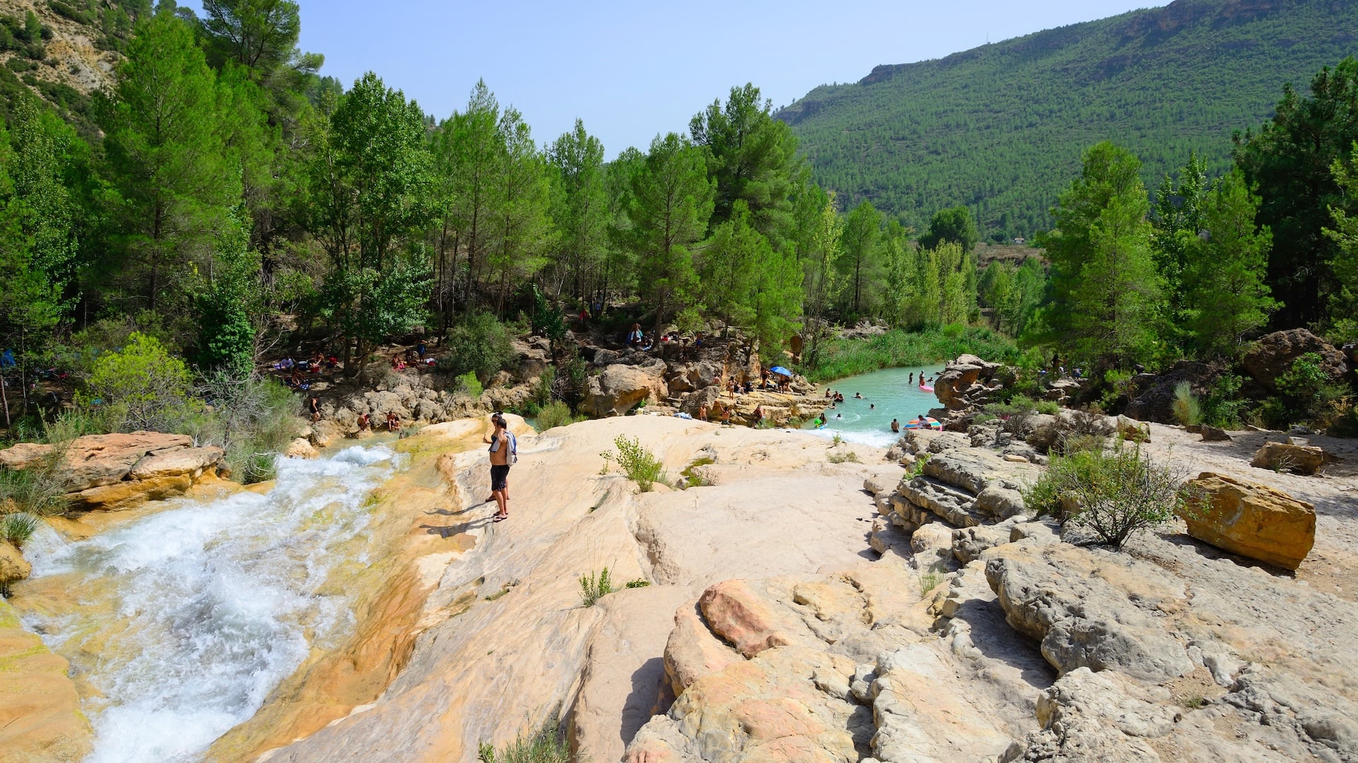 in-spain-the-6-most-beautiful-natural-swimming-pools-in-andalusia