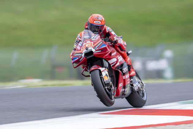 Davide Tardozzi ordena a Ducati que acelere la renovación de Marc ...