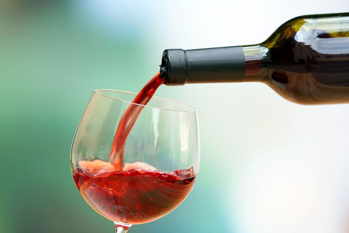 Study offers new benchmark for health risks tied to alcohol consumption