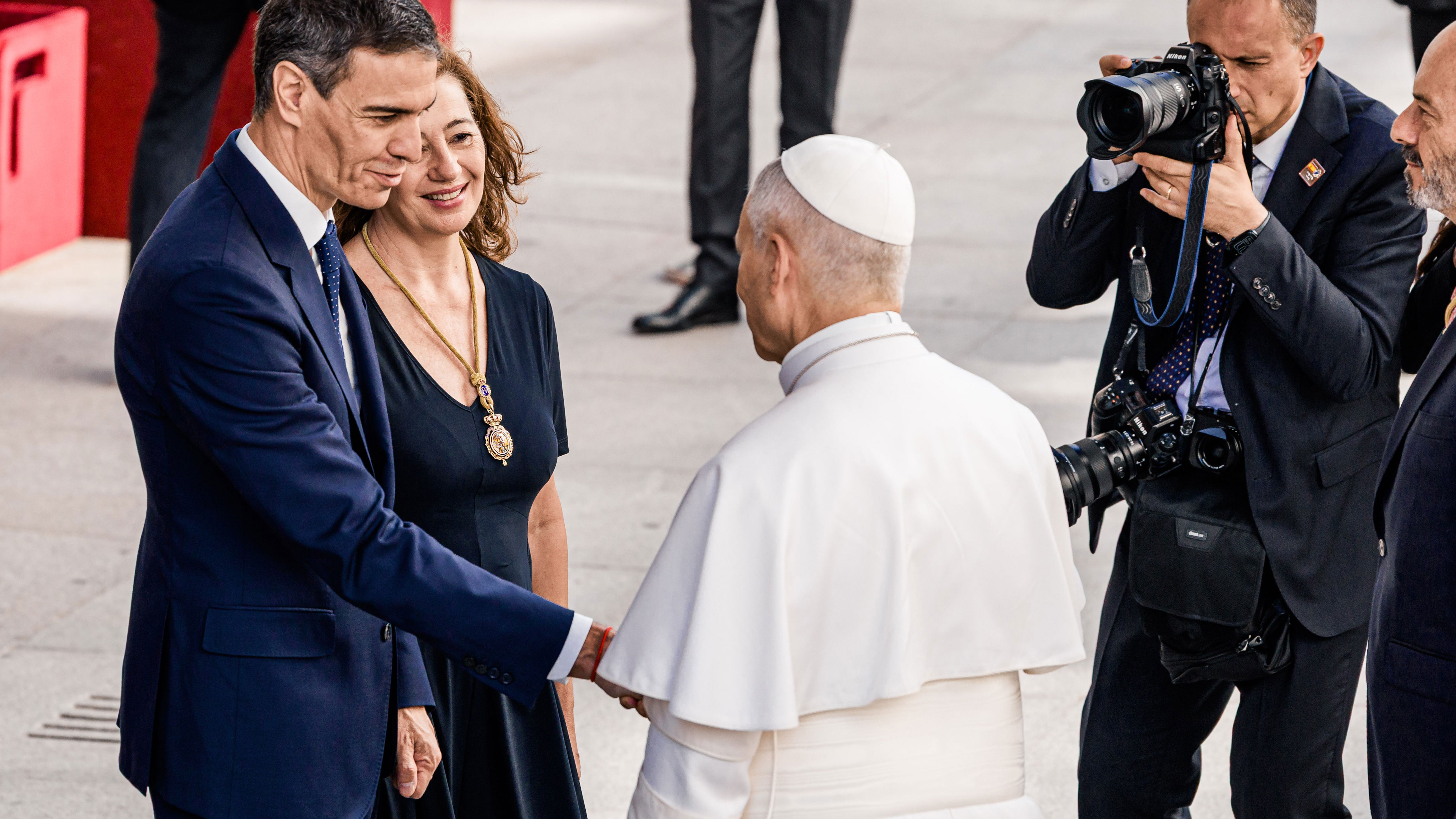 La visita del papa proyecta al mundo las heridas de una España polarizada