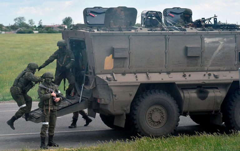 Did Russian forces leave Kinburn Spit? Ukraine's military reveals real ...