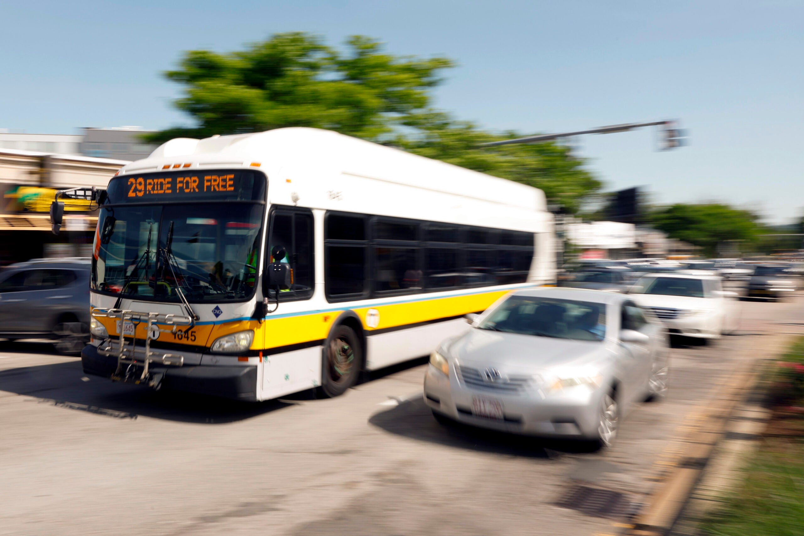 Free MBTA bus routes extended through end of year, Wu announces