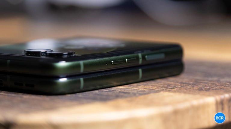 Motorola Razr+ (2026) review: A slightly awkward middle child