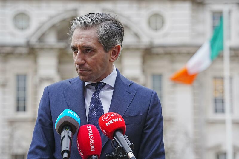 Government to Borrow for New Savings Funds, Watchdog Warns