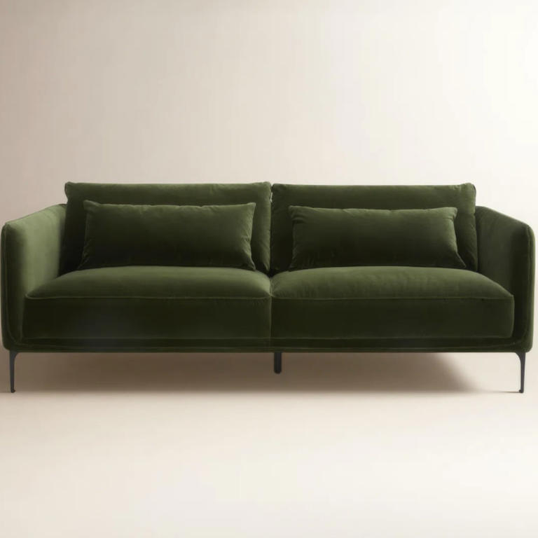 Anne Hathaway S Earthy Green Living Room Corner Perfects The Photo Inspiration