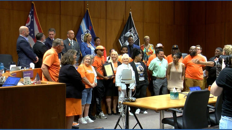 City council praises violence interrupters' work as Old West End mass ...