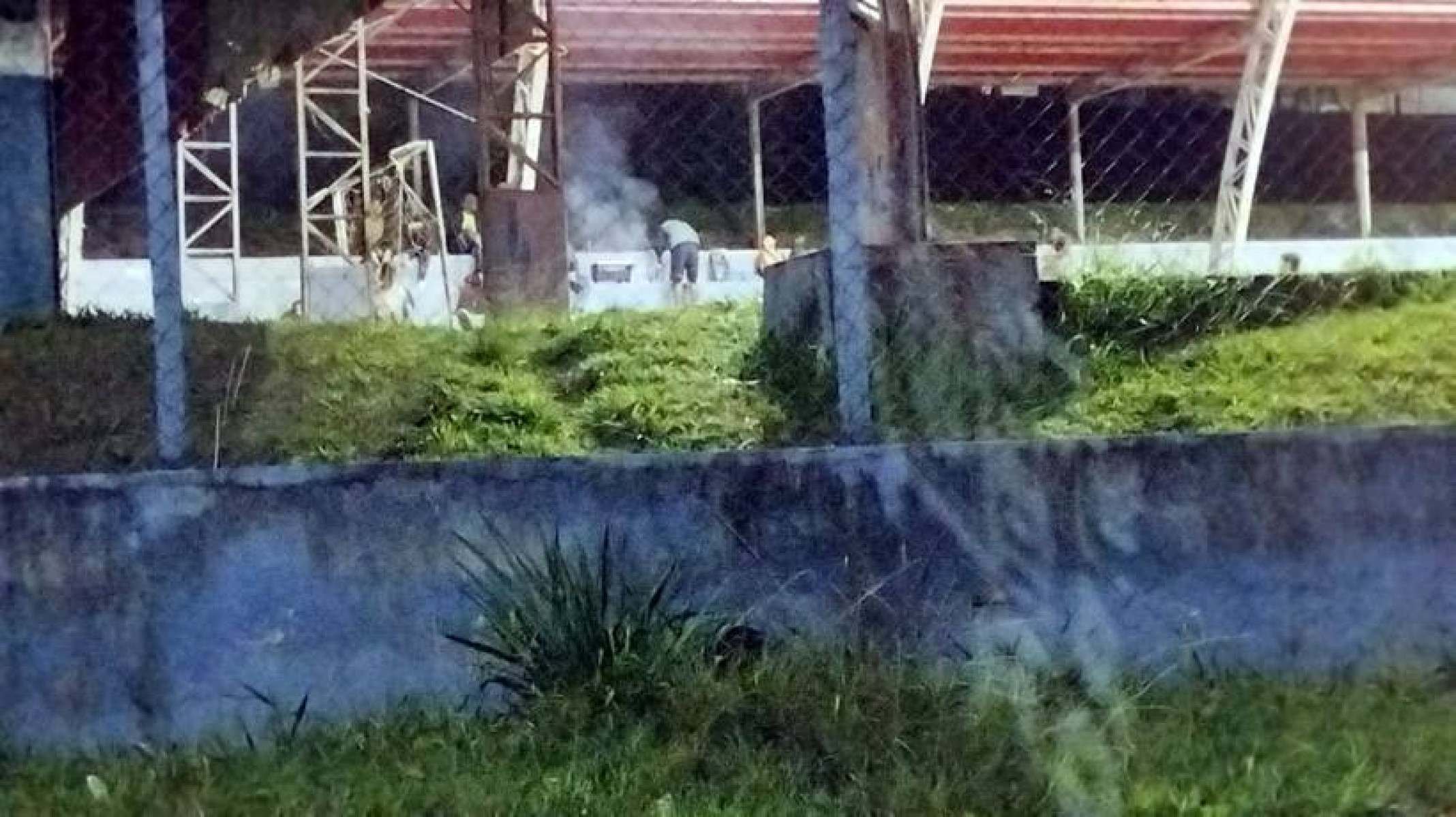 Churrasco em escola municipal divide opiniões no Sul de Minas