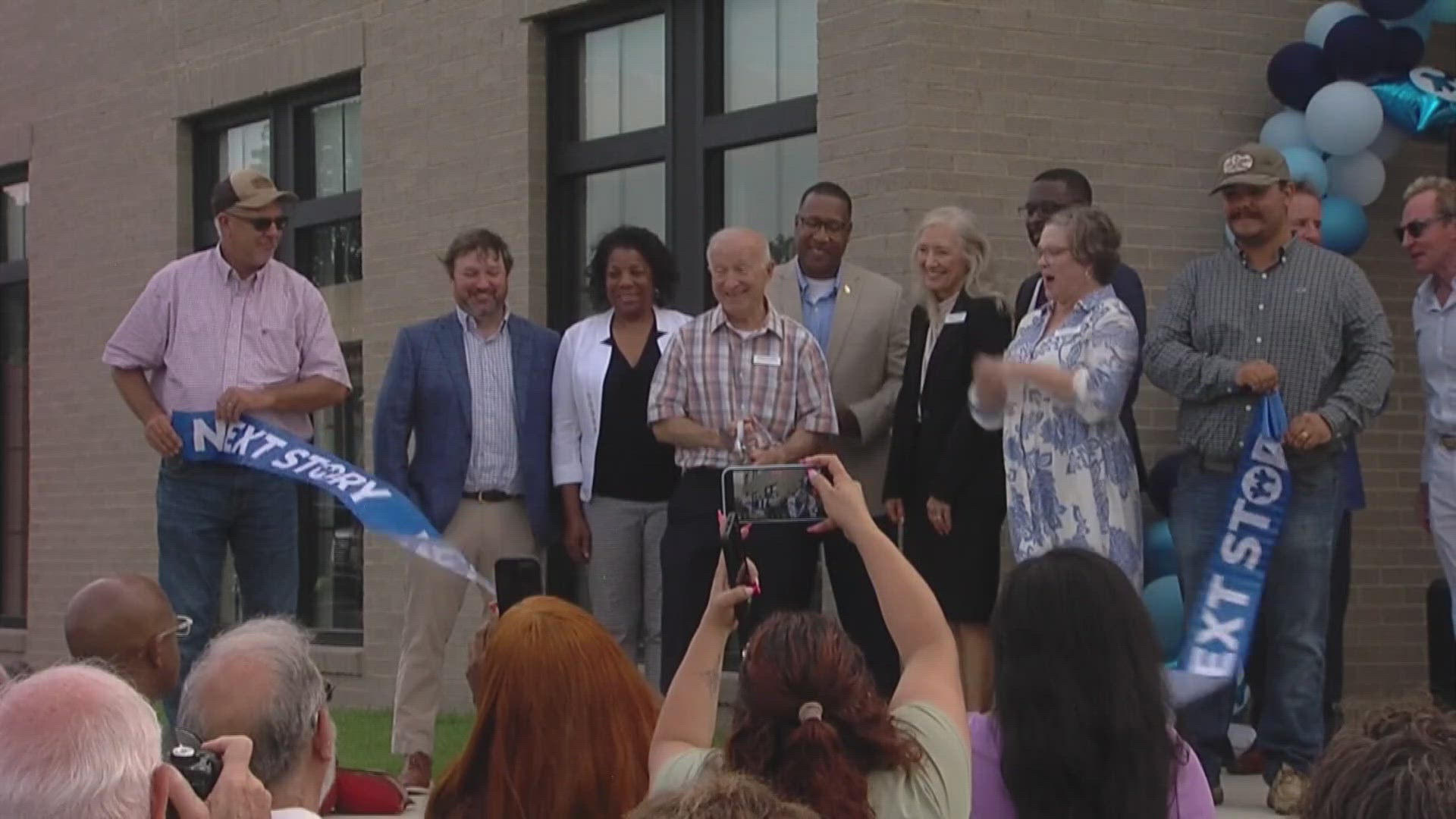 HopeWorks holds ribbon-cutting for new men's transitional facility