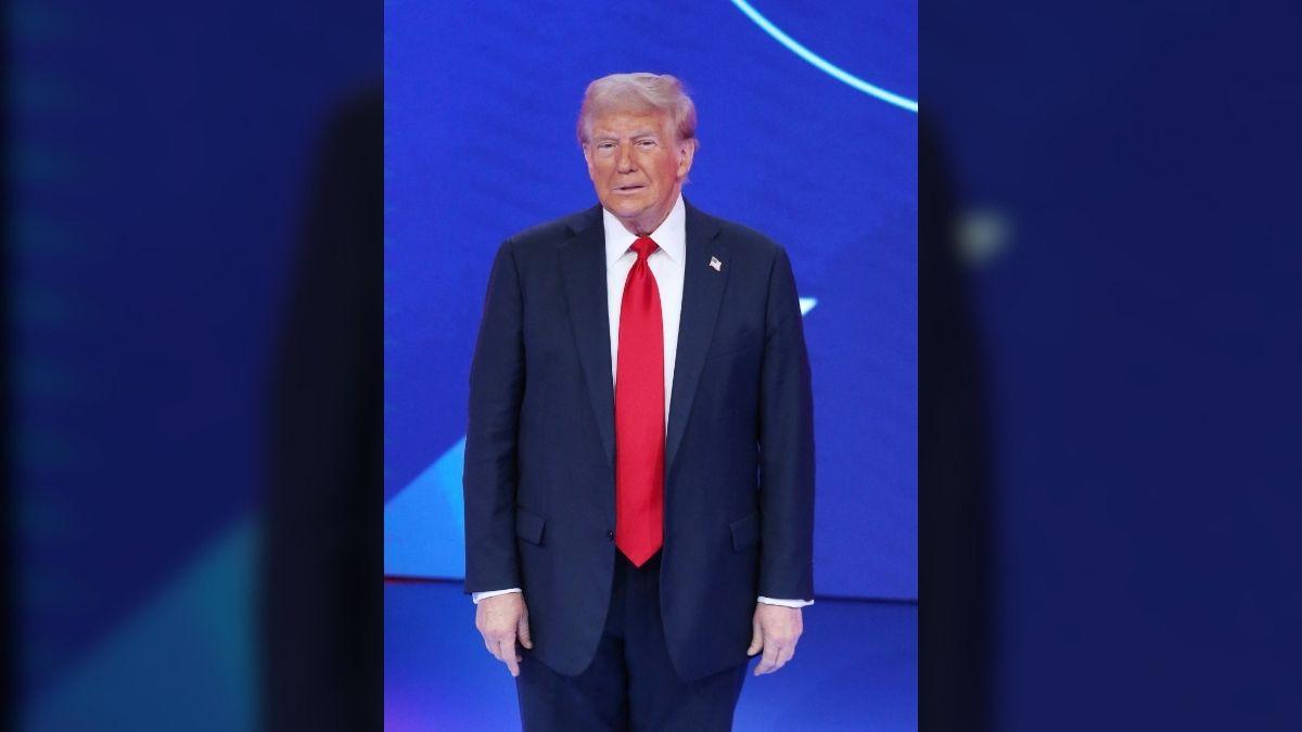 Donald Trump was 'caught off guard' by thunderous boos at Knicks game ...