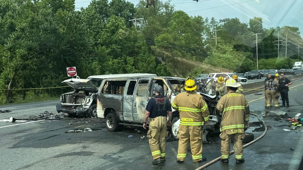 Suspect dies after police chase ends in four-car crash, fire in Harford ...