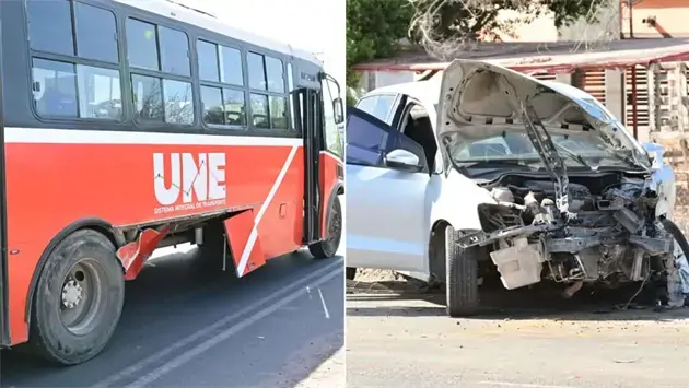 Choque entre camión urbano y auto deja dos lesionados