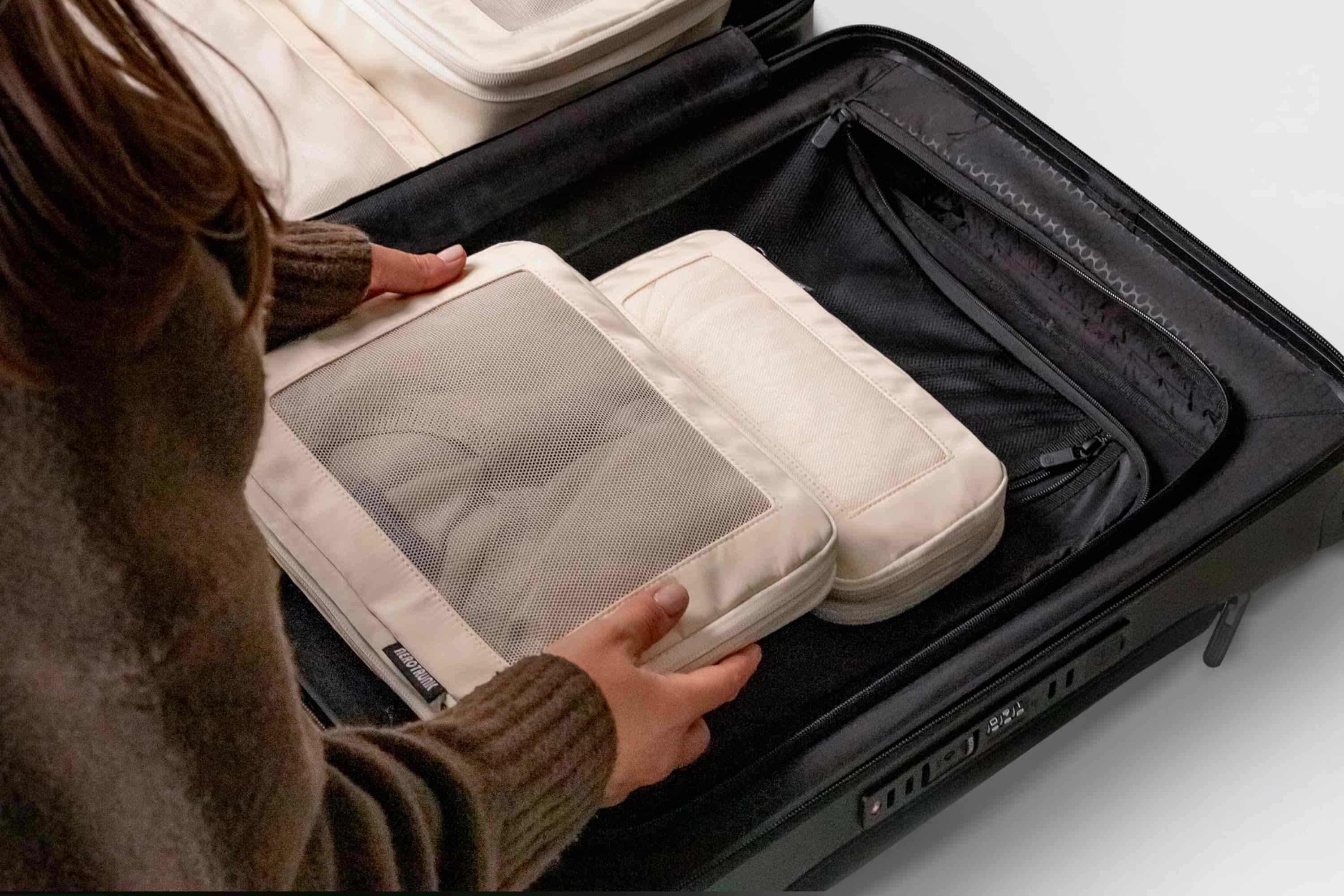 I haven’t paid a checked-bag fee since 2013—this one simple hack is how ...
