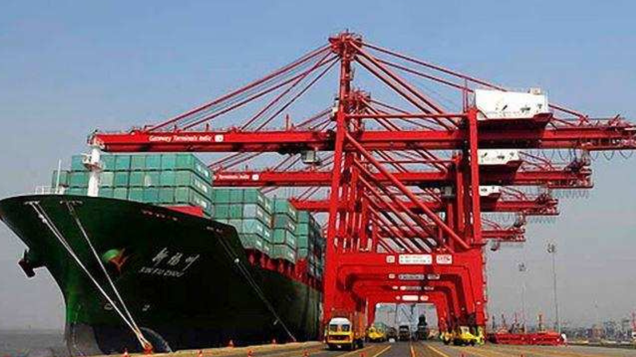 Mumbai Port Authority plants 1,500 trees at Cotton Green, Sewri on ...