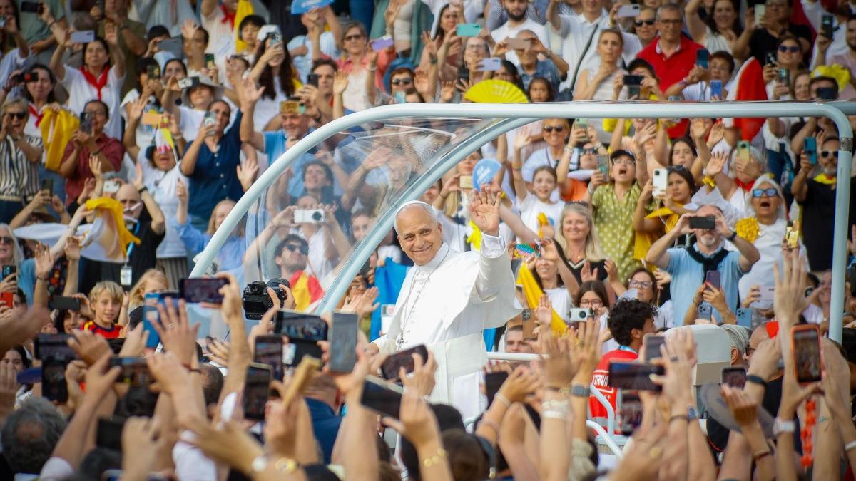 Periodistas internacionales ven la visita del papa a Barcelona como un ...