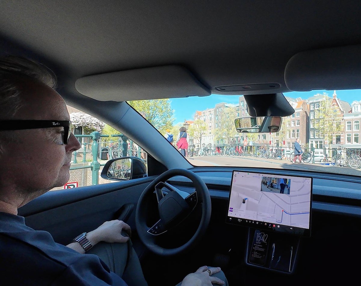 Who Foots the Bill When a Self-Driving Car Crashes? BYD Answers