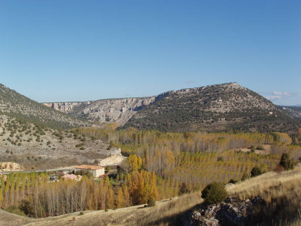 7 iglesias deslumbrantes escondidas en pueblos pequeños de España