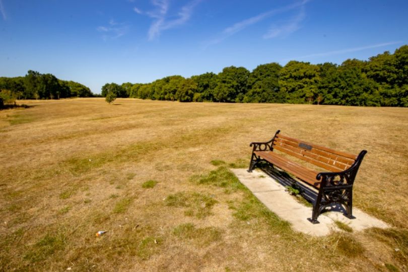 Met Office and BBC Weather issue UK heatwave verdict as start date nears