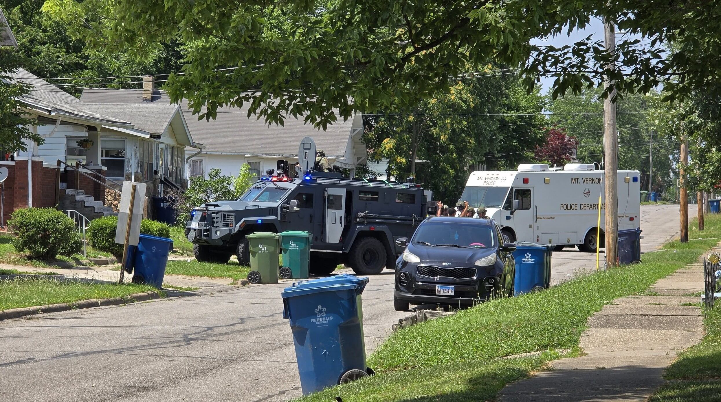 Mt. Vernon man faces several charges after execution of search warrant