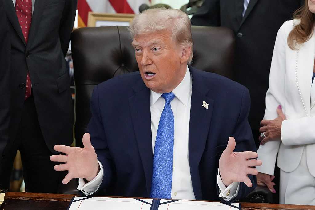 Trump threatens more strikes on Iran after Tehran fires back at ...