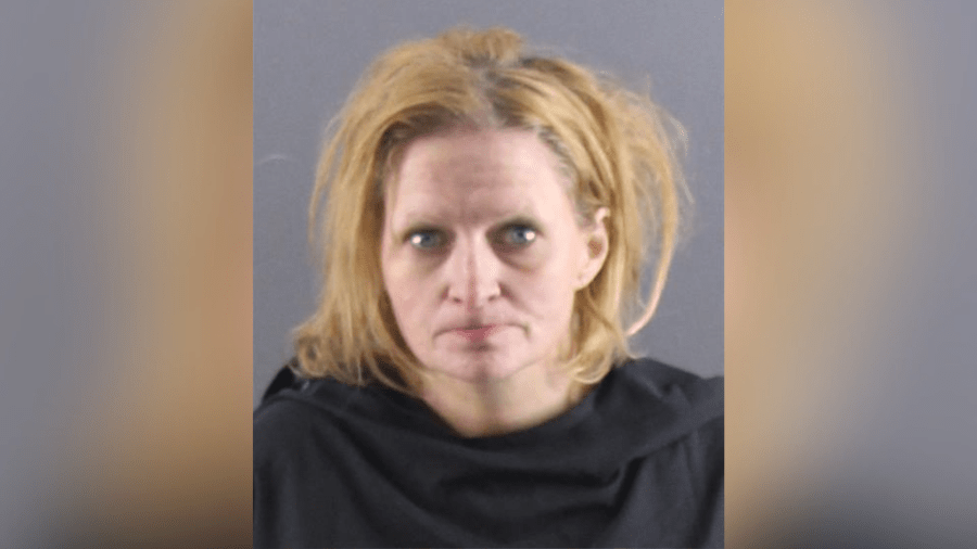 Peoria police seek help finding missing woman