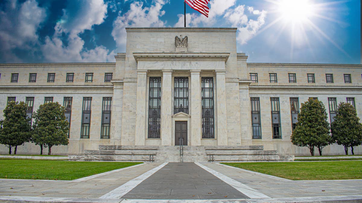 Fed's tense internal debate over bank deregulation reforms heats up