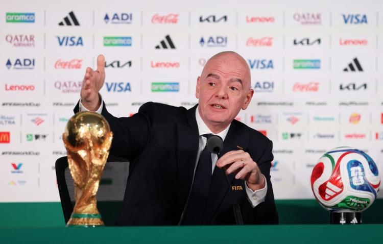 Coupe du monde. Gianni Infantino rend hommage à Christophe Gleizes,  journaliste français détenu en Algérie