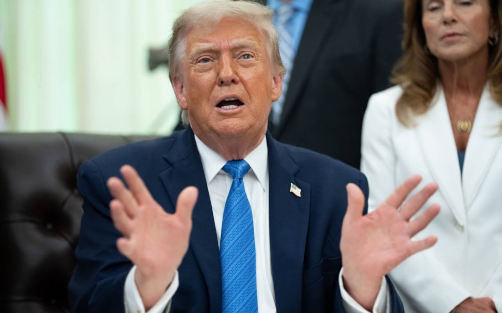 Trump vows Middle East deal is on, calls for no more attacks