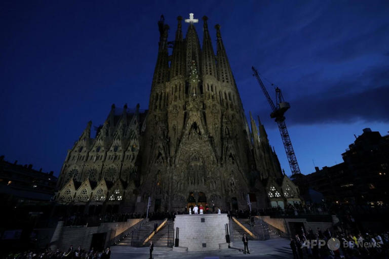 ローマ教皇、「戦争を推進」する者はキリスト教徒とは言えない トランプ政権を暗に批判