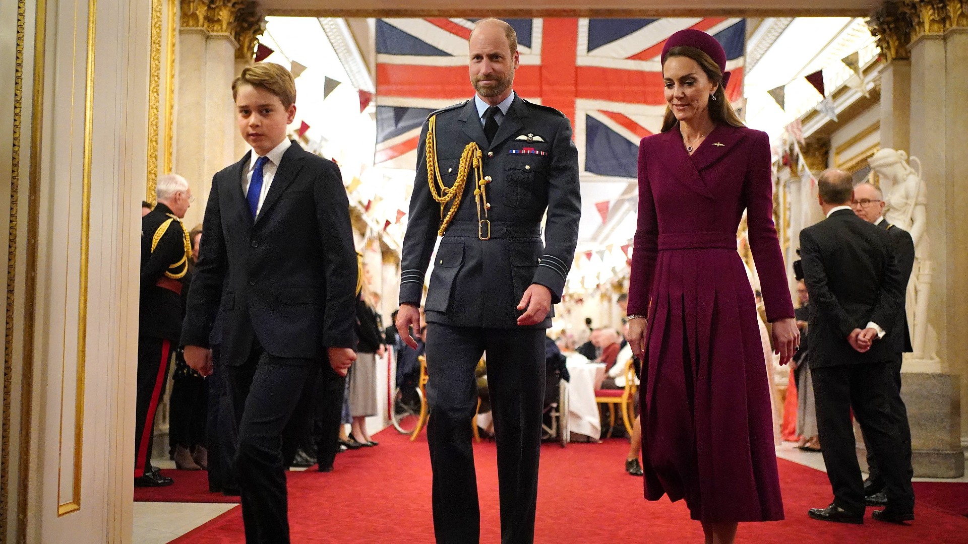 Prince George, Prince William and Kate Middleton attend a VE80 Tea Party in 2025. By: James Whatling/MEGA