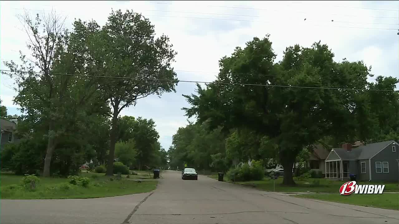 Thousands remain without power after severe storms hit Kansas