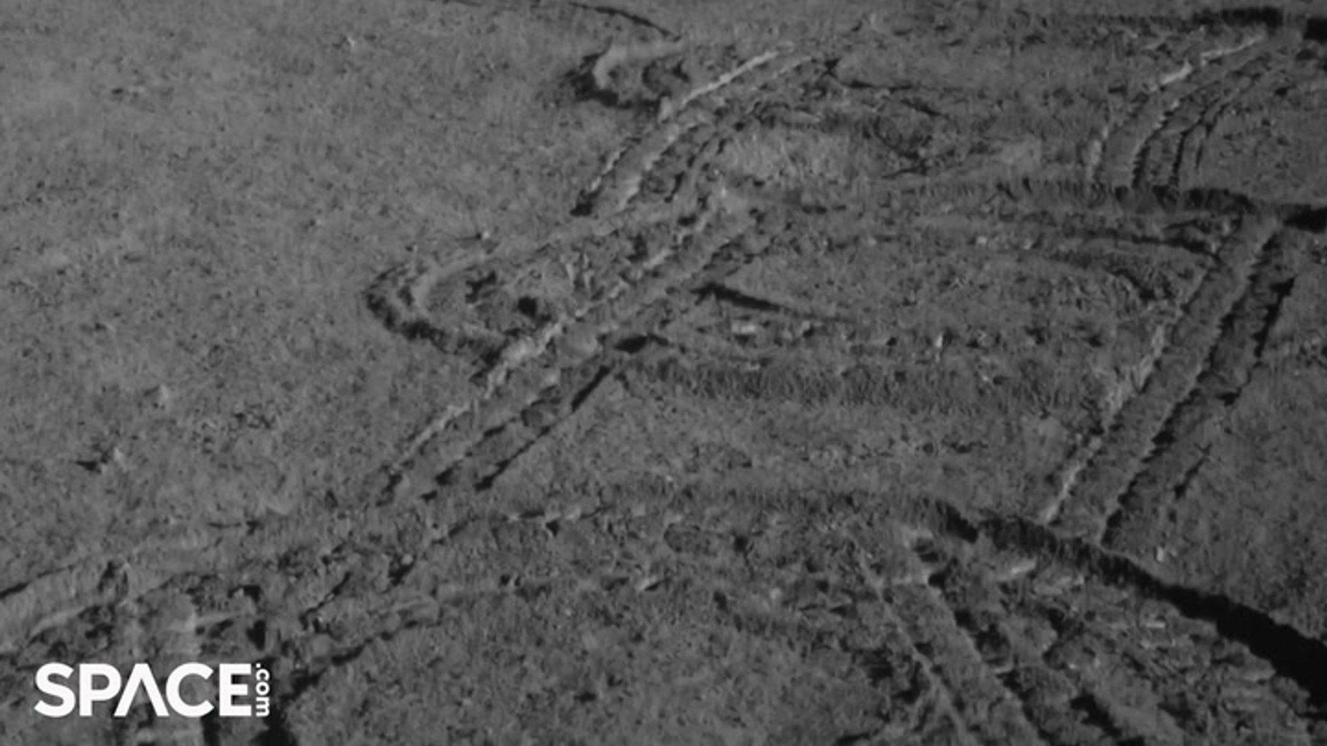 Yutu-2 rover: China's Chang'e-4 mission captures images of moon's surface