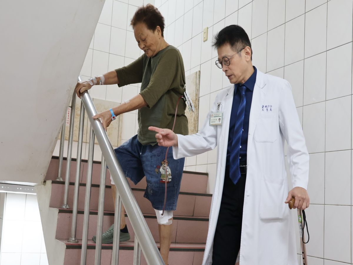 82歲婦忍痛7年韌帶撕裂 終動刀重拾生活