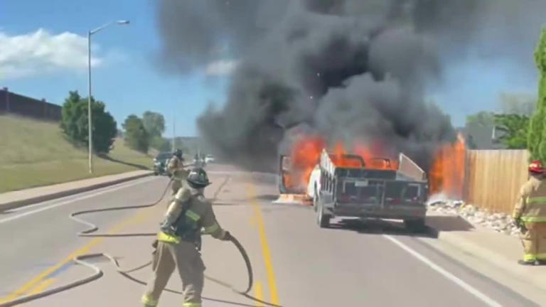 Crews extinguish car, fence fire in Colorado Springs