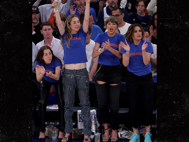 Hank Azaria is pissed Taylor Swift snagged courtside Knicks seats