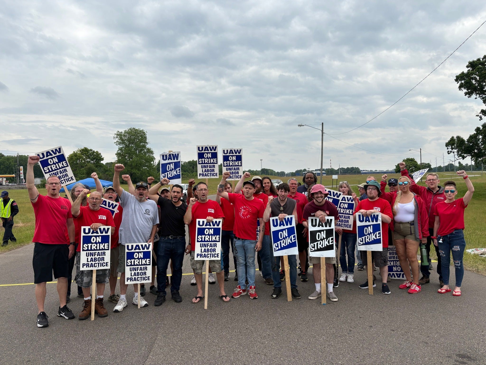 UAW and American Axle Strike Deal; Workers Get Pay Raises