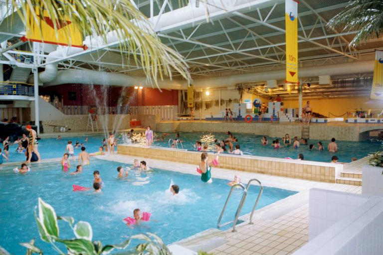 family-waterpark-opened-by-princess-diana-an-hour-from-bristol-closed