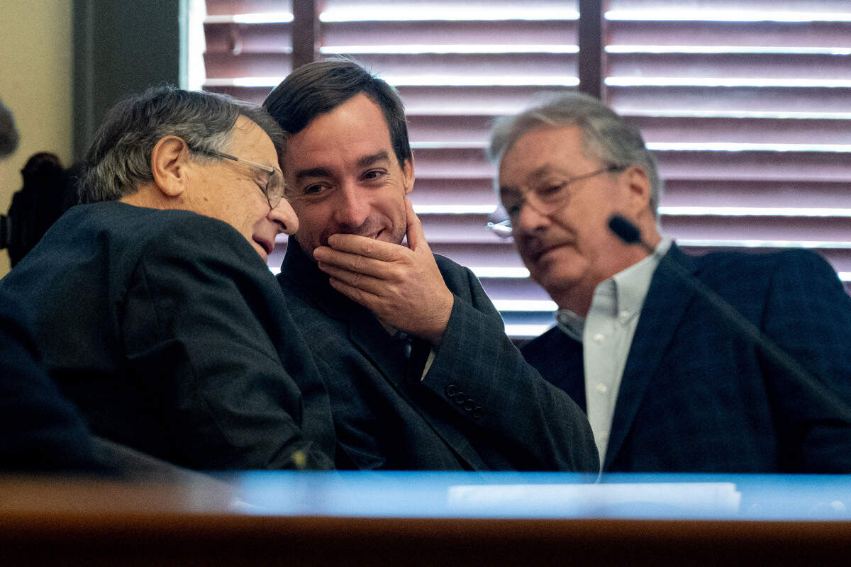 Power, privilege and influence. Moran bribery trial underway in Hancock ...