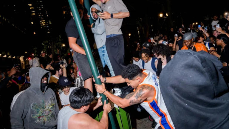 NBA: Wild New York crowd goes off the rails, overshadowing Game 4 of ...