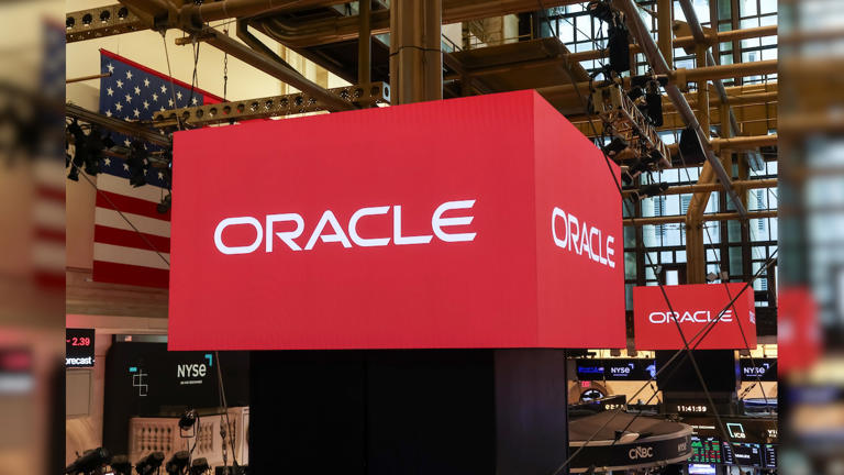 Oracle falls after data center costs overshadow AI growth