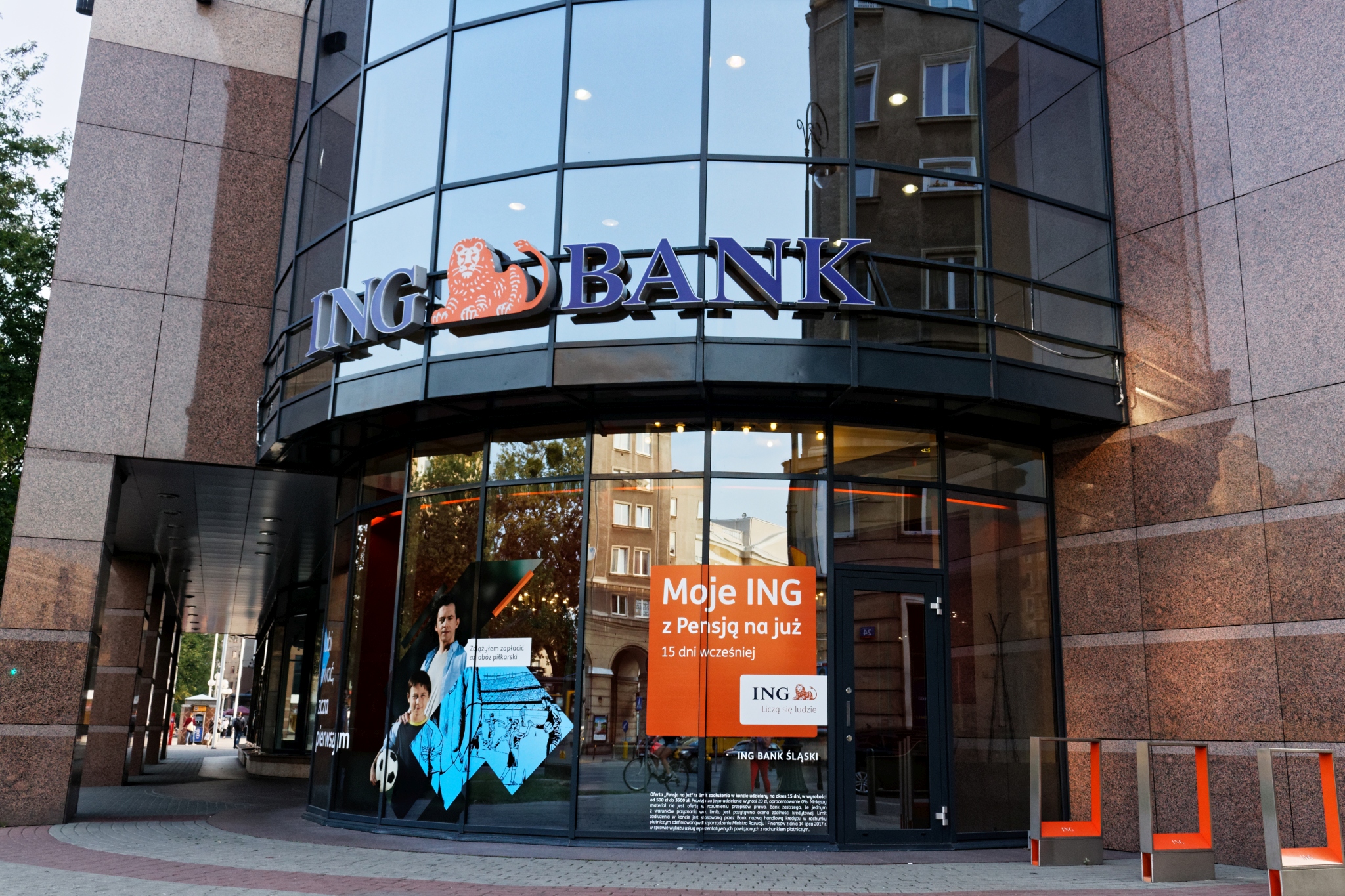 ING płaci 600 zł za aktywne korzystanie z konta. Dorzuca 5,5% dla ...