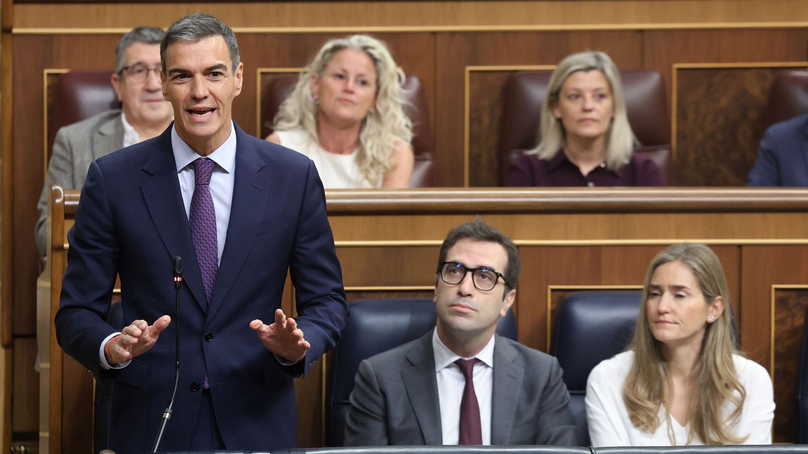 CIS: la imputación de Zapatero y el caso Leire hunden al PSOE aunque ...