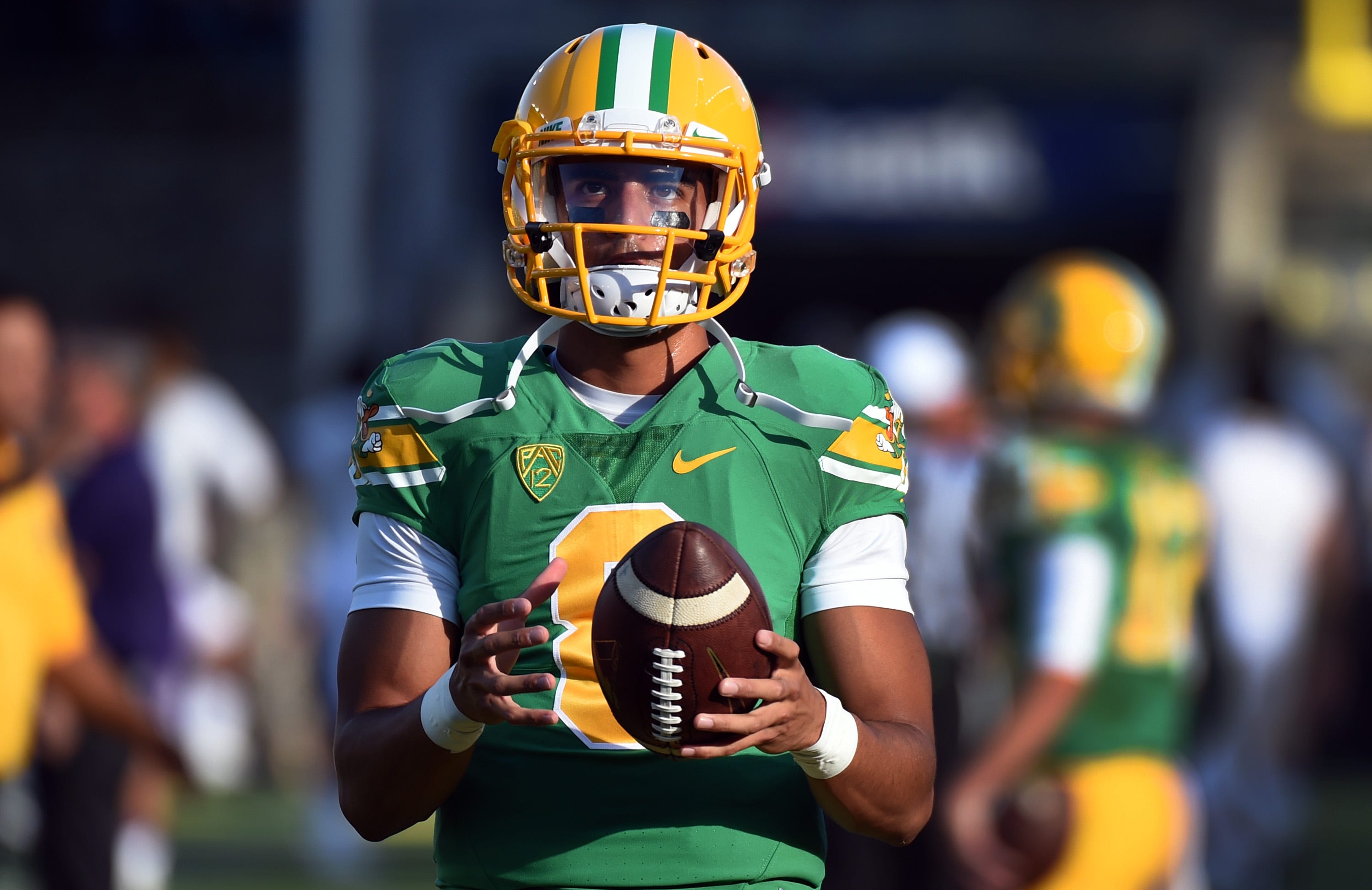 Inspired by 82-0: Building a 16-0 Oregon Ducks super team in CFP era