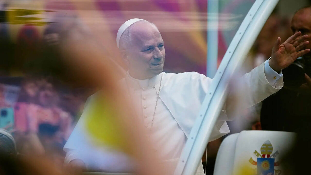 Pope Leo XIV highlights migrant plight during visit to Canary Islands