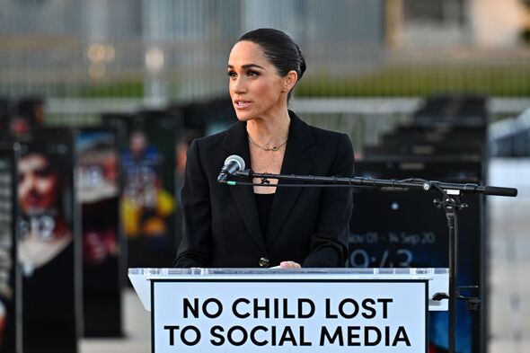 unexpected-princess-lilibet-detail-in-new-meghan-markle-photo-sparks