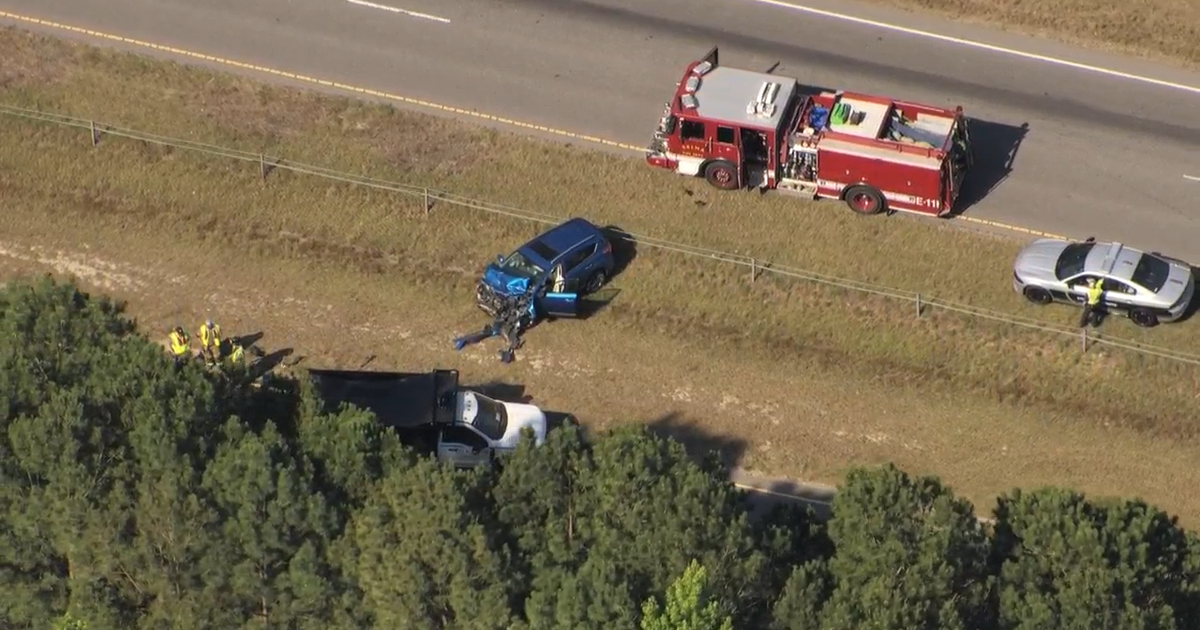 Serious crash blocks US 70 in Johnston County, at least 3 vehicles involved