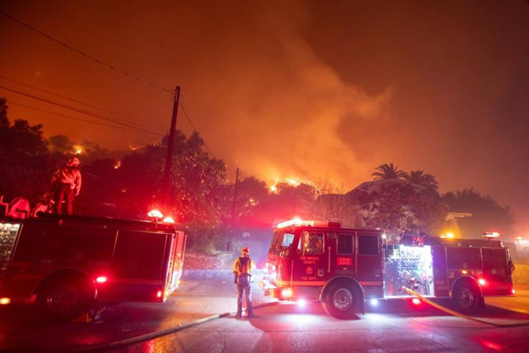 Staggering new video shows Eaton Fire igniting — before quickly ...
