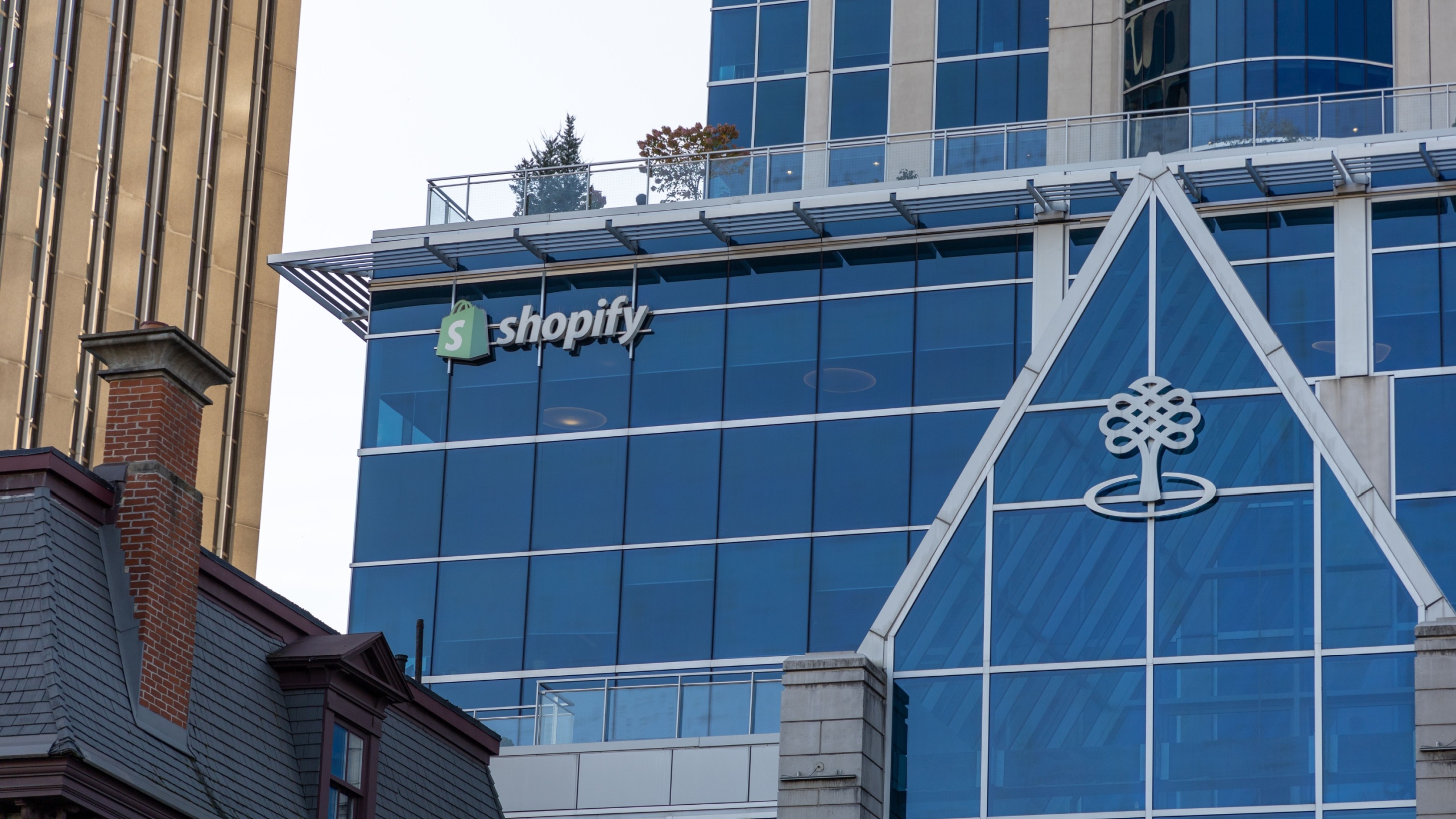 8 Canadian tech companies crushing it on the global stage right now